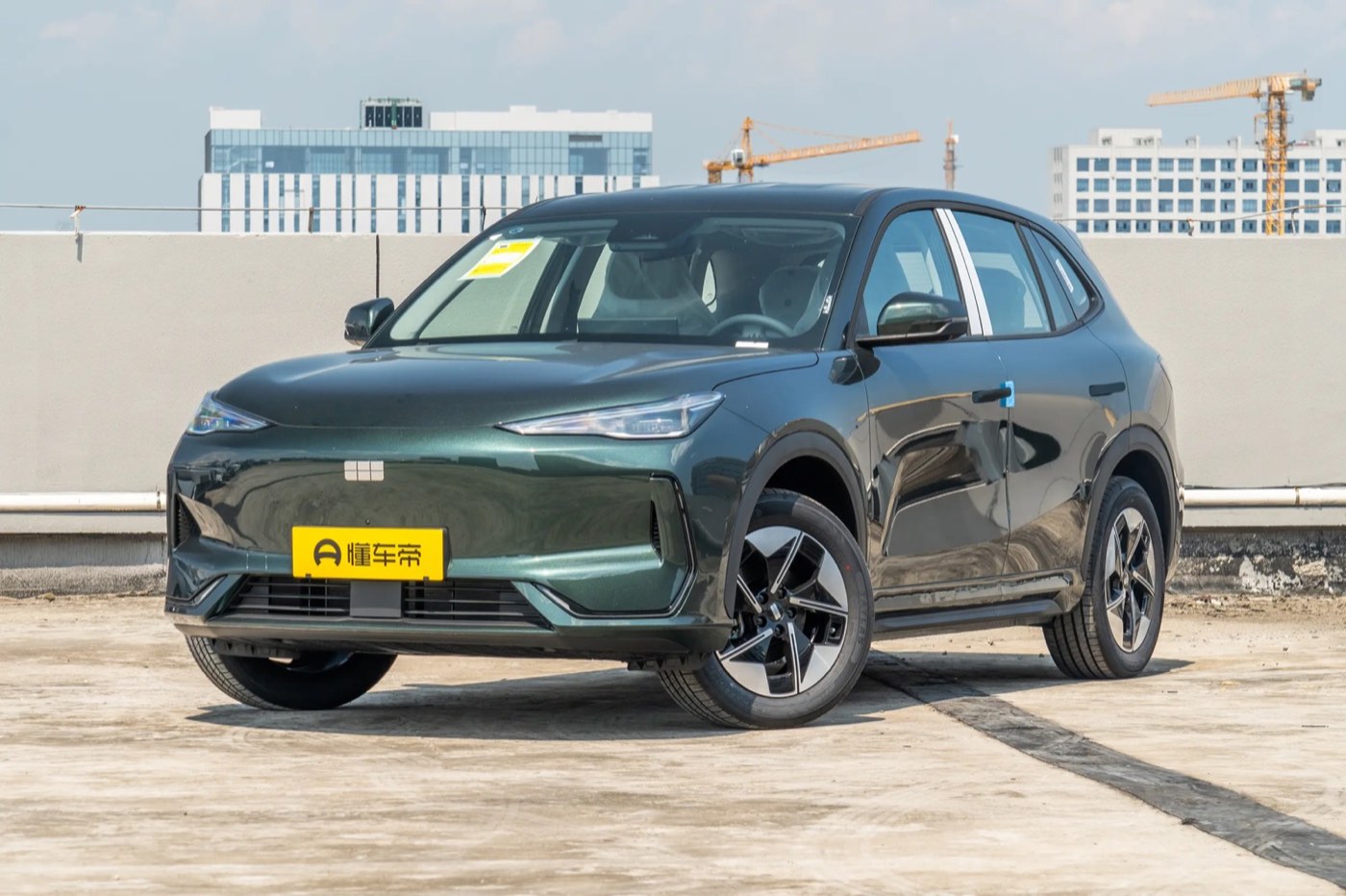 Geely Galaxy E5 EV (610 км)